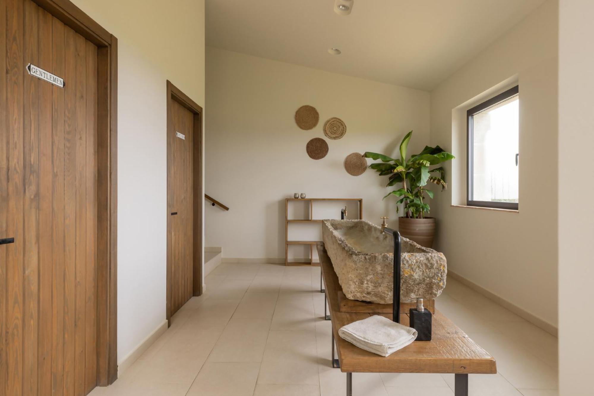 Can Bufi Espectacular Casa Con Piscina Interior Llagostera Exteriér fotografie