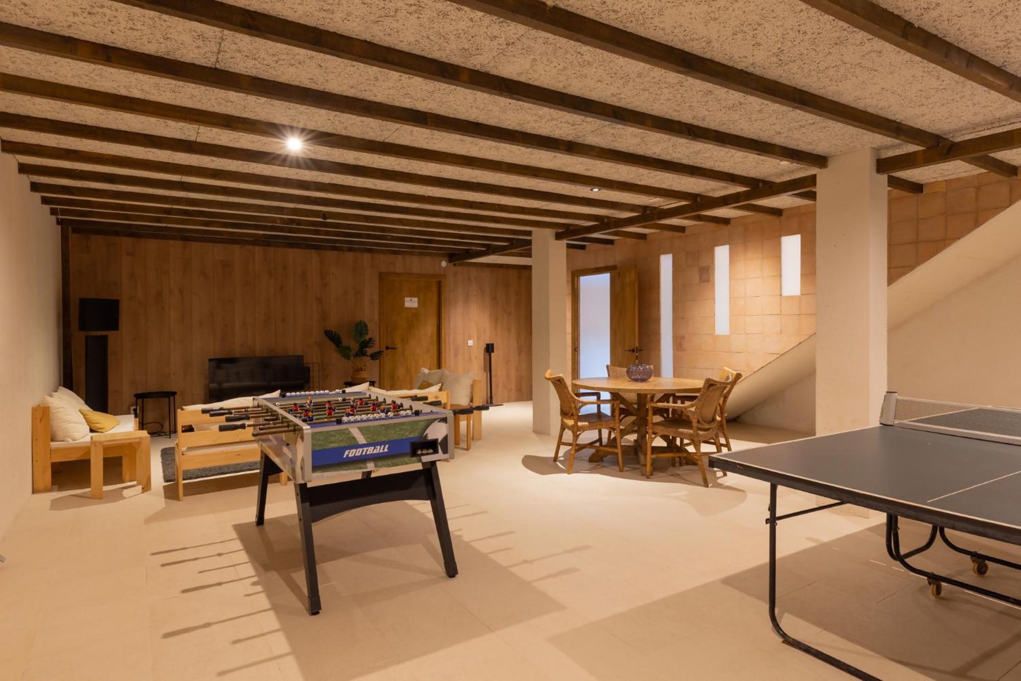 Can Bufi Espectacular Casa Con Piscina Interior Llagostera Exteriér fotografie